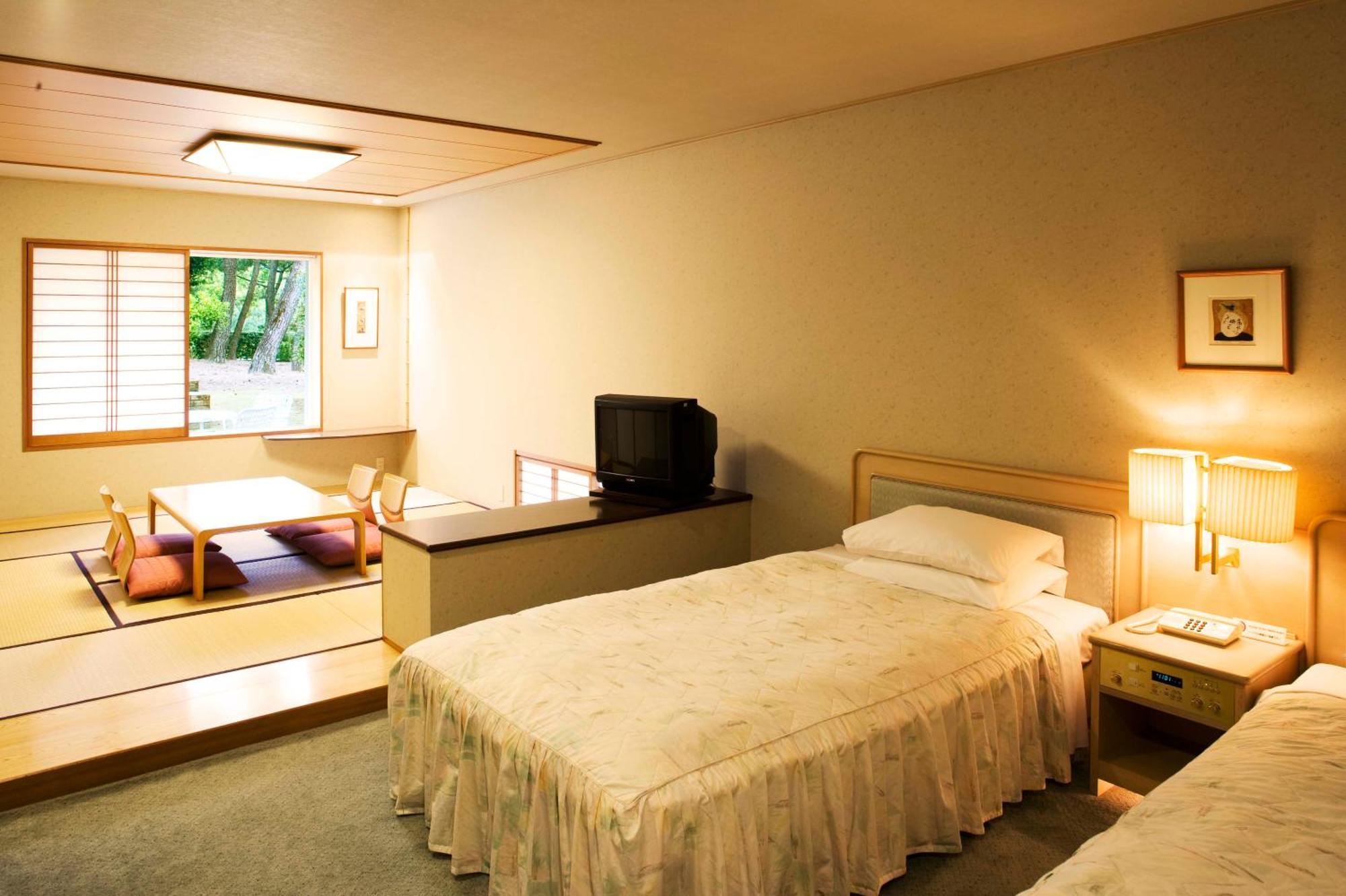 ลุกซ์เซ ฮิโตสึบะ คอตเทจ ฮิมุกะ Hotel มิยาซากิ ภายนอก รูปภาพ