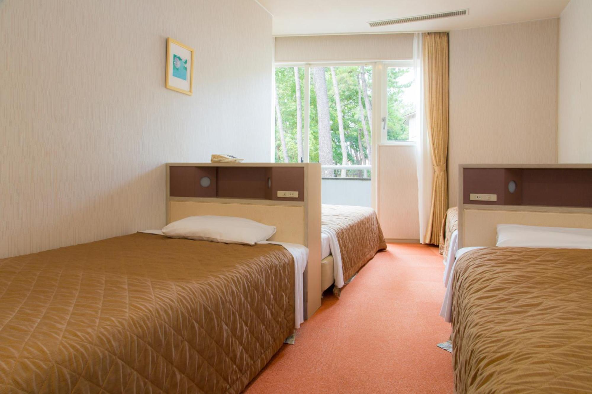 ลุกซ์เซ ฮิโตสึบะ คอตเทจ ฮิมุกะ Hotel มิยาซากิ ภายนอก รูปภาพ